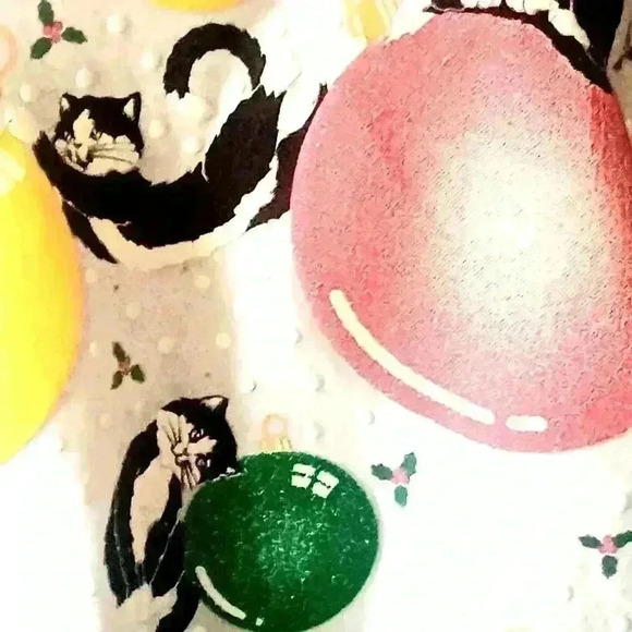 Sylvester Cats Playing With Holiday Ball Ornaments Collared Size L Sweatshirt - Picture 7 of 7